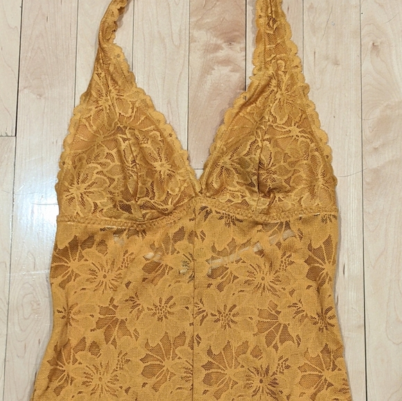 VS PINK Lace Halterneck Bodysuit NWOT - Picture 3 of 11